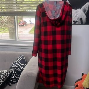 Super soft, hooded, lightweight jacket with pockets never worn like new.